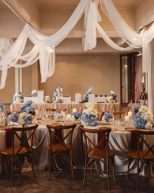 ตกแต่งห้องจัดเลี้ยง — ผลงานของ Club Love Wedding