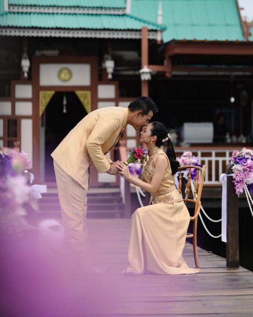 ซุ้มดอกไม้สีม่วง — ผลงานของ Club Love Wedding