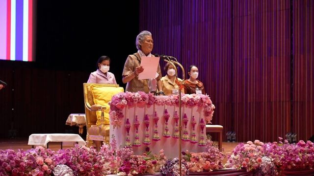 ตกแต่งเวทีพิธีการ — ผลงานของ Club Love Wedding