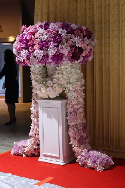 เสาดอกไม้งานพิธี — ผลงานของ Club Love Wedding