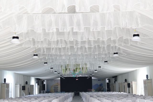 ตกแต่งเพดานงานแต่งงาน — ผลงานของ Club Love Wedding