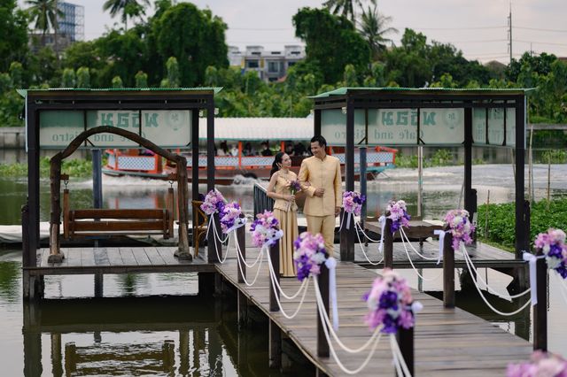 ตกแต่งสะพานทางเดินพิธี — ผลงานของ Club Love Wedding